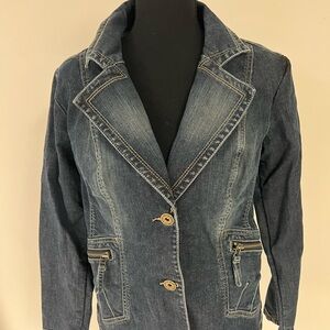Stylish Dark Blue Jean Jacket with Button Accents